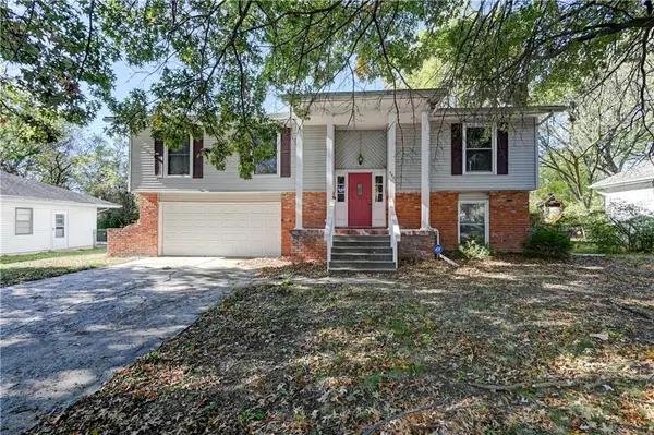 942 Ridge Drive, Warrensburg, MO 64093