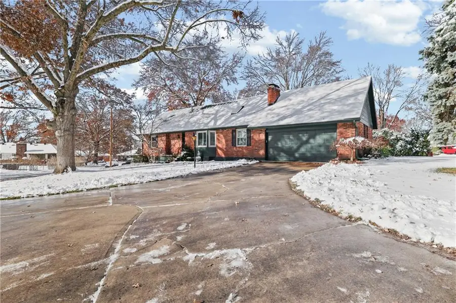 723 NW 6th Street Terrace, Blue Springs, MO 64014 - Image #3