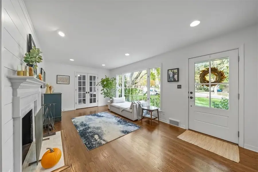 8200 Ensley Lane, Leawood, KS 66206 - Image #2