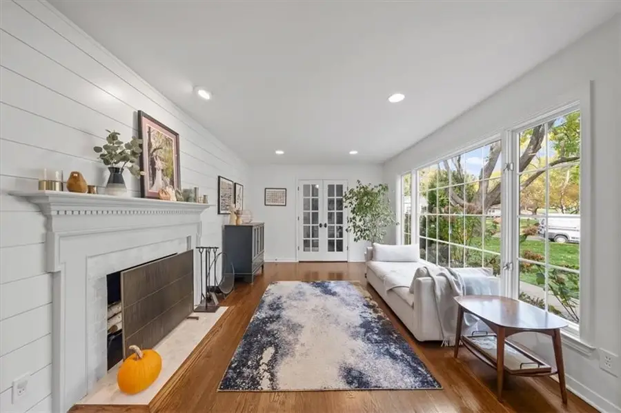 8200 Ensley Lane, Leawood, KS 66206 - Image #3