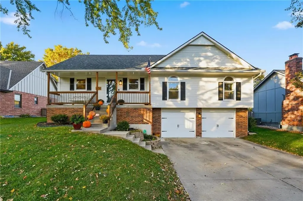 1716 NE Misty Lane, Lees Summit, MO 64086 - Image #1