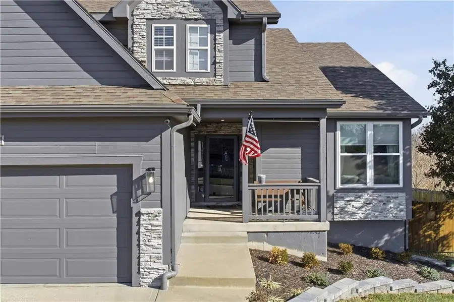 20127 Falcon Ridge Drive, Spring Hill, KS 66083 - Image #2