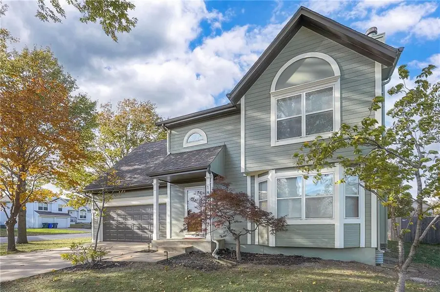 18570 W 161st Street W, Olathe, KS 66062 - Image #2