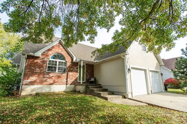 1603 Roanoke Drive, Warrensburg, MO 64093