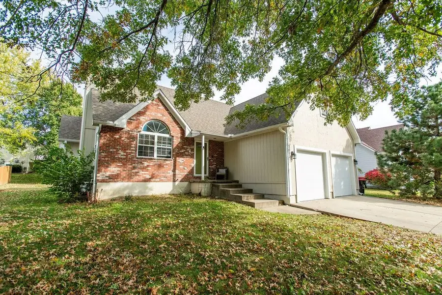 1603 Roanoke Drive, Warrensburg, MO 64093 - Image #2