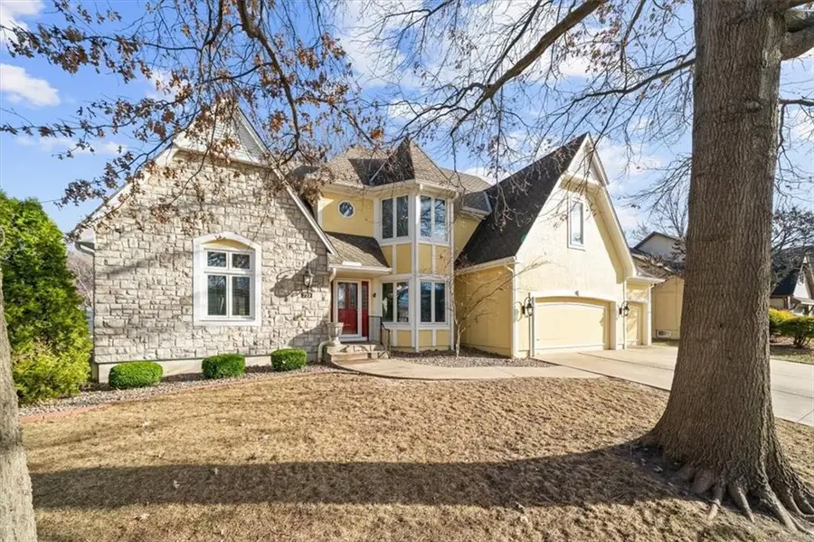 723 NW High Point Drive, Lees Summit, MO 64081 - Image #2