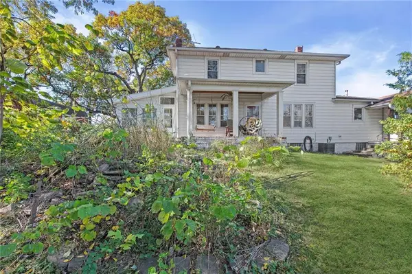 2209 NE 39th Terrace, Kansas City, MO 64116