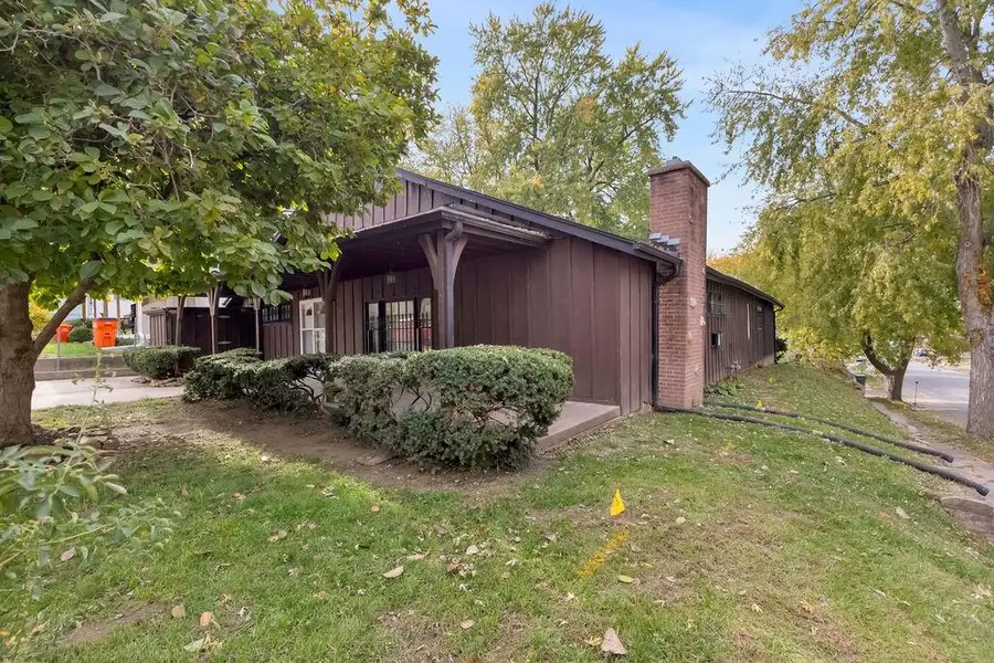 732 N 24th Street, Saint Joseph, MO 64506 - Image #3