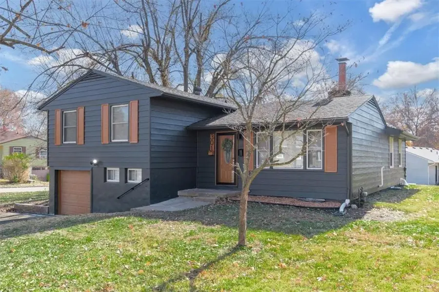 301 Brookside Drive, Belton, MO 64012 - Image #2