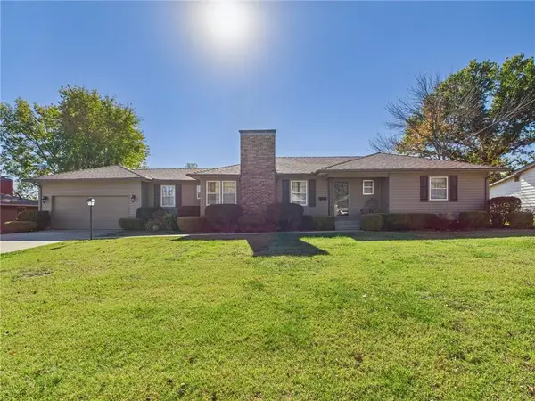 518 Fairway Lane, Fort Scott, KS 66701