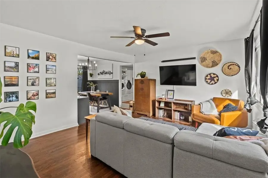 817 S Sunset Drive, Olathe, KS 66061 - Image #2