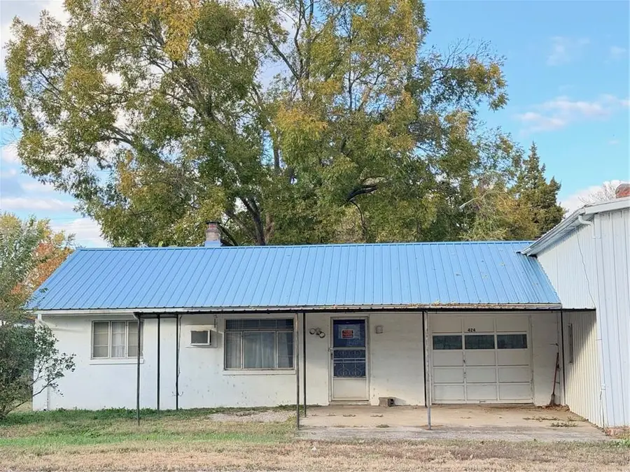 424 E Walnut Street, Rich Hill, MO 64779 - Image #2