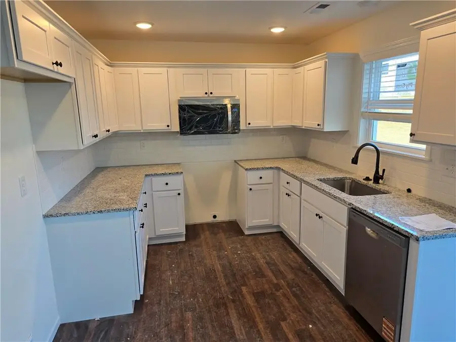 1734 Elderberry Lane, Ottawa, KS 66067 - Image #3