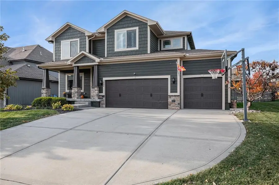 2404 SW Hickory Lane, Lees Summit, MO 64082 - Image #3