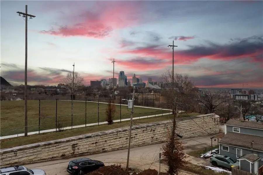 2111 Holly Street, Kansas City, MO 64108 - Image #2