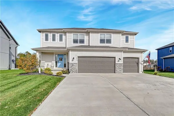 18914 189th Street, Spring Hill, KS 66083