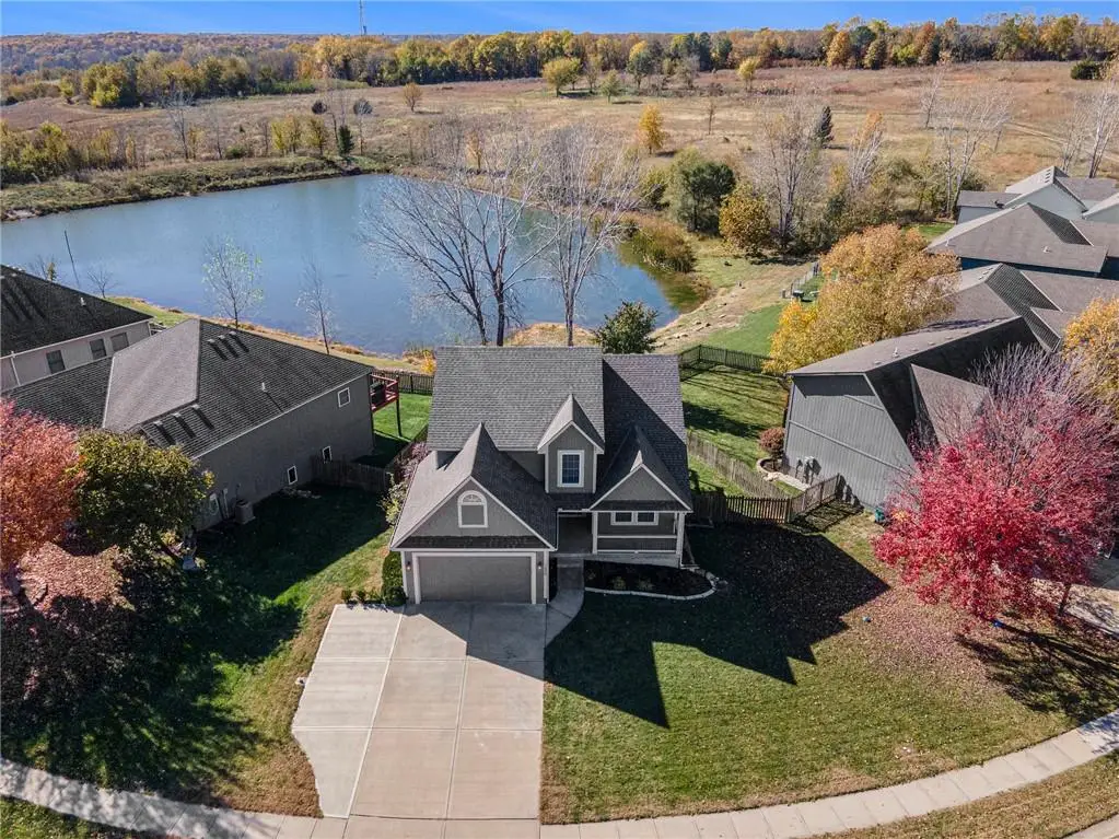 1620 Chadwick Cove, Louisburg, KS 66053 - Image #1