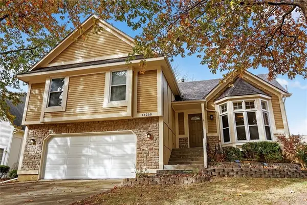 14268 W 124th Street, Olathe, KS 66062