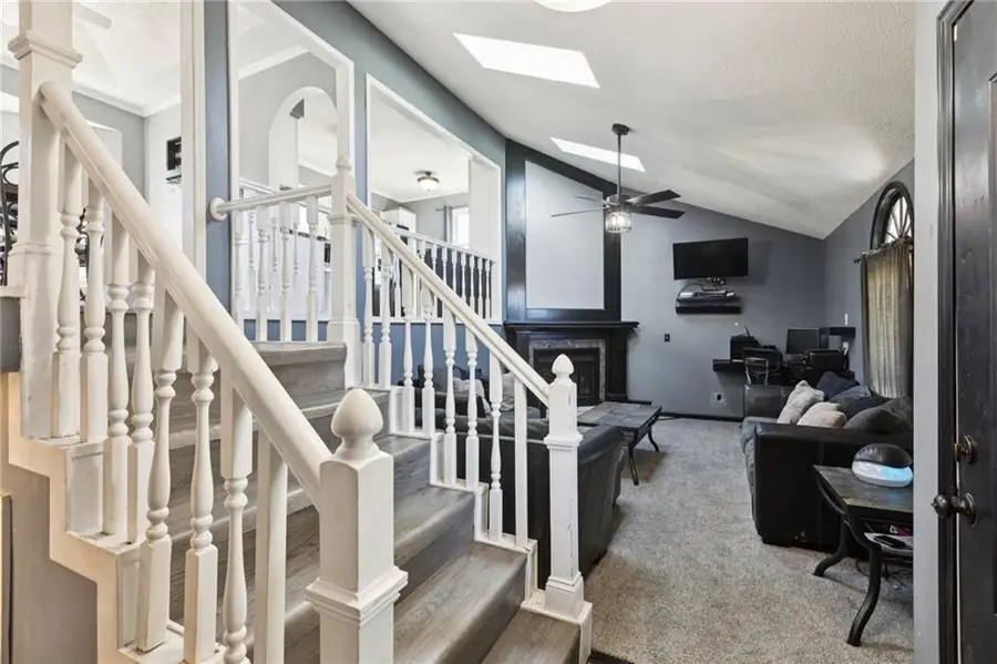 216 SW 26th Street, Blue Springs, MO 64015 - Image #3