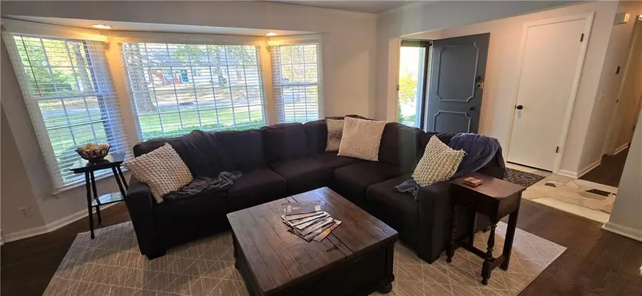 2405 W 104th Terrace, Leawood, KS 66206 - Image #3