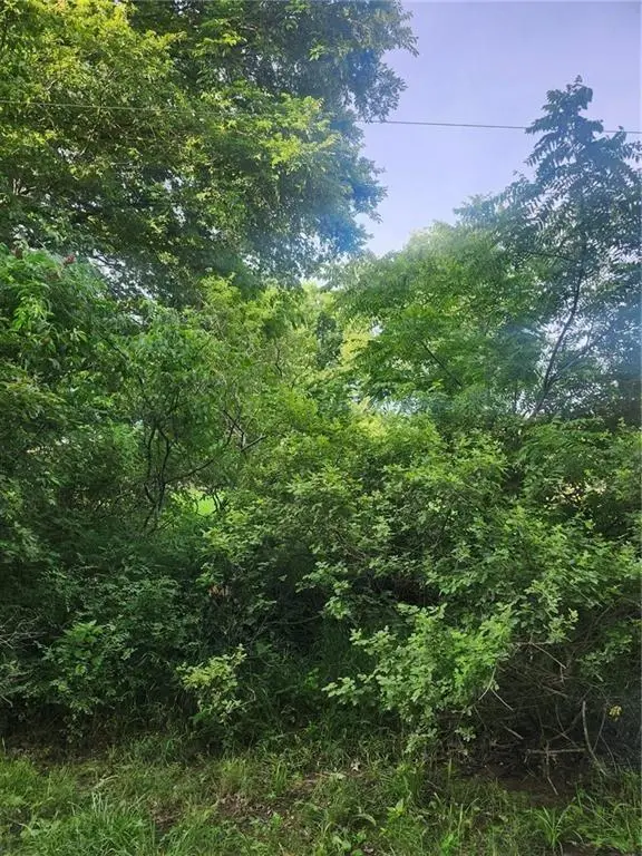 145 Kansas Drive, Linn Valley, KS 66040