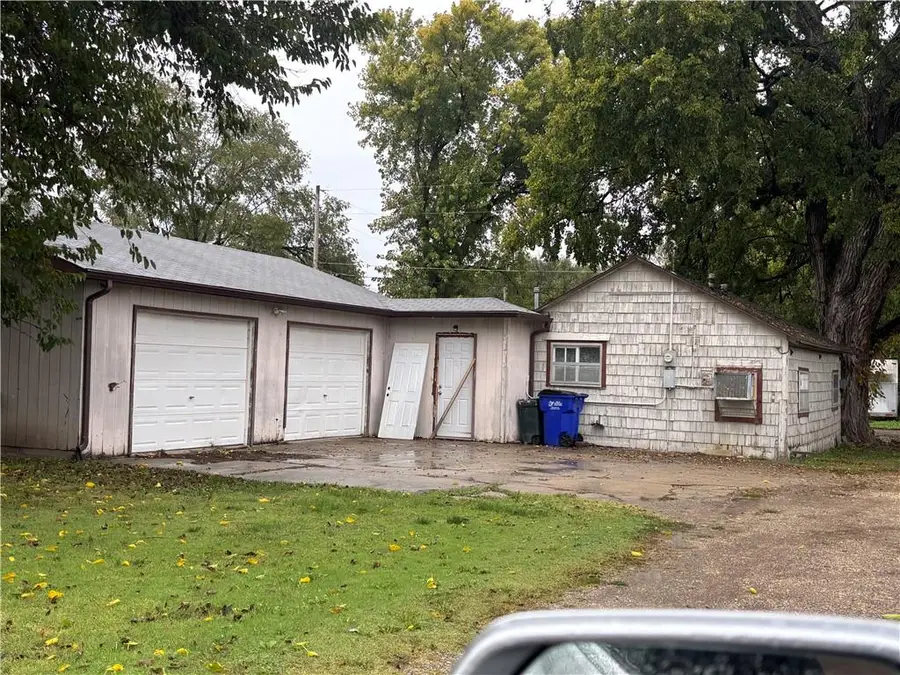 713 E 11th Street, Junction City, KS 66441 - Image #3