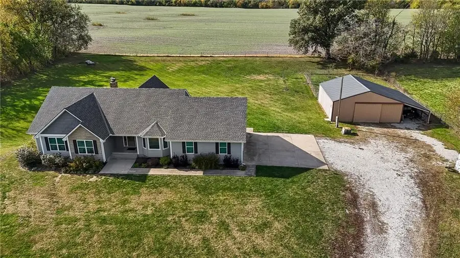 4165 Country Squire Road, Oak Grove, MO 64075 - Image #2