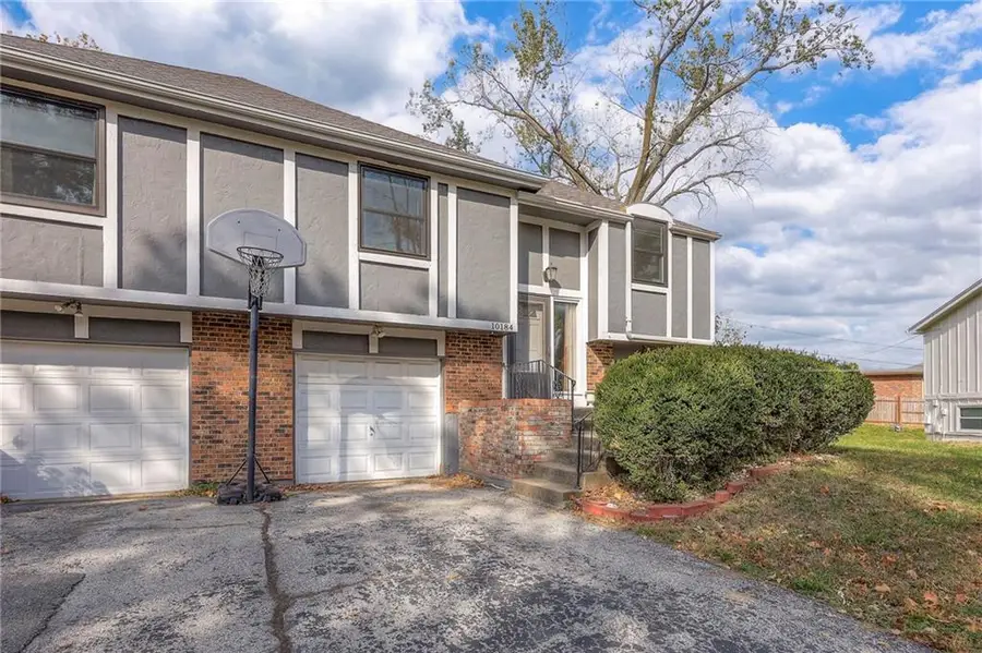 10184 Haskins Street, Lenexa, KS 66215 - Image #3