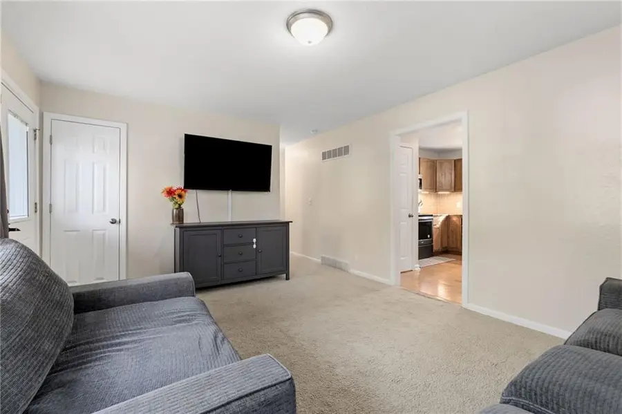 6409 River Road, Pleasant Valley, MO 64068 - Image #3