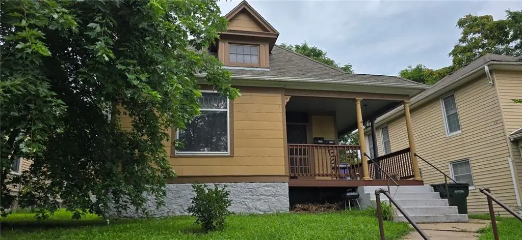 512 Miami Street, Leavenworth, KS 66048 - Image #1