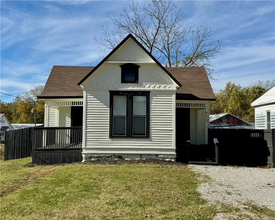 613 S Washington Street, Clinton, MO 64735 - Image #1