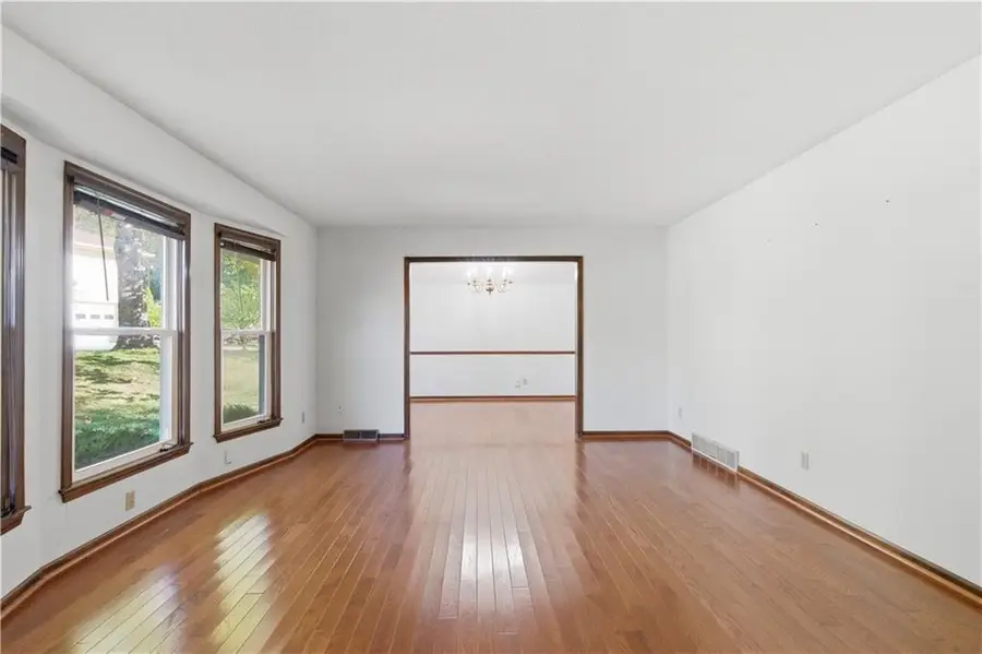 2208 Sunset Court, Leavenworth, KS 66048 - Image #3