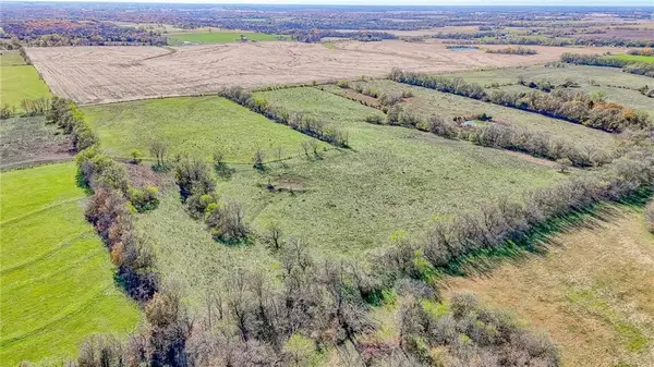 342 SW 701st Road, Centerview, MO 64093