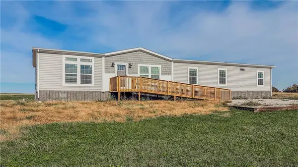 1225 NW 325th Road, Holden, MO 64040