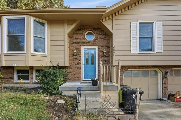 16821 Blaine Avenue, Belton, MO 64012