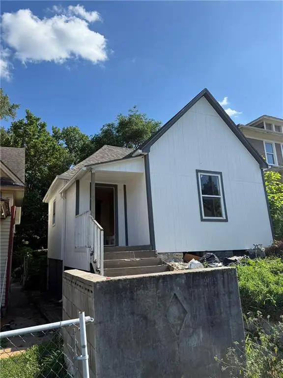 931 Sandusky Avenue, Kansas City, KS 66101