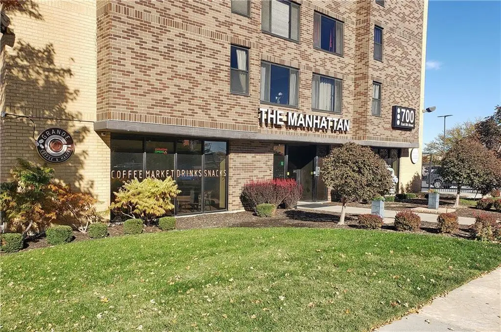 700 E 8th Street #9L, Kansas City, MO 64106 - Image #1