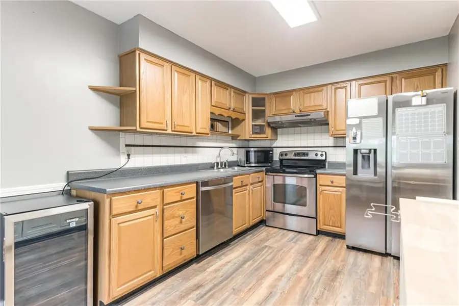 6968 NW Chapel Woods Lane, Kansas City, MO 64152 - Image #3