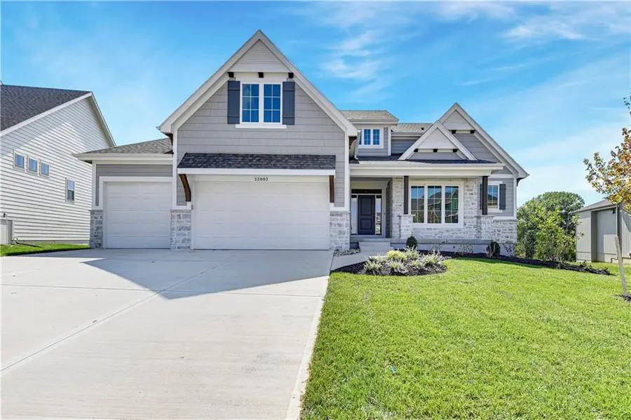 22003 W 100th Terrace, Lenexa, KS 66220 - Image #2