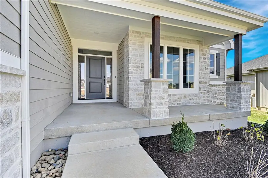 22003 W 100th Terrace, Lenexa, KS 66220 - Image #3