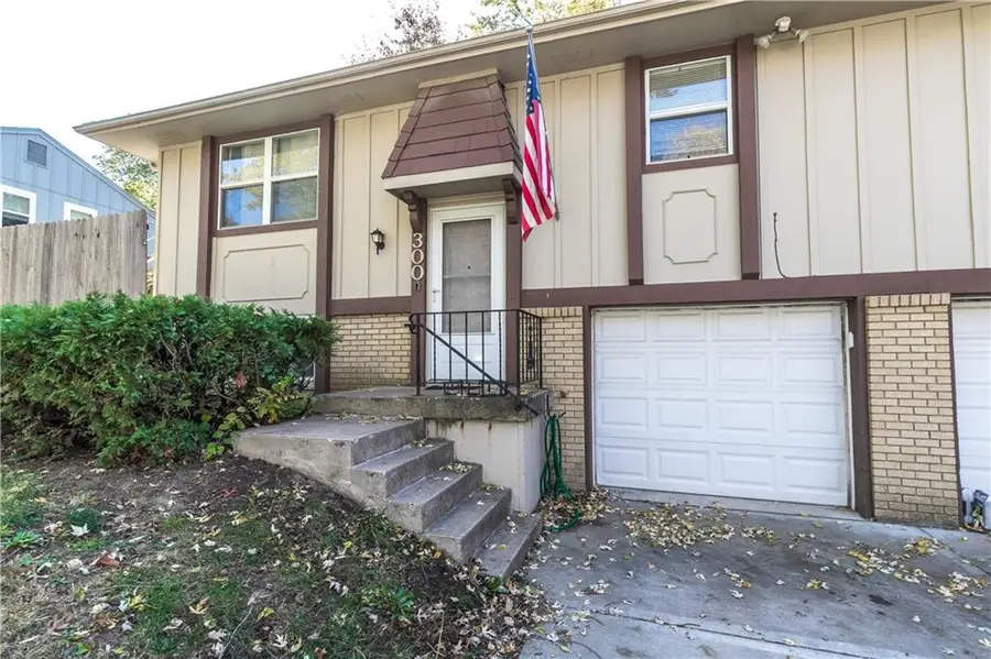 300 NE Knox Street, Blue Springs, MO 64014 - Image #2