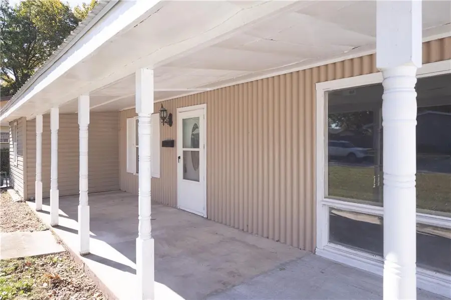1915 N 8th Street, Independence, KS 67301 - Image #3