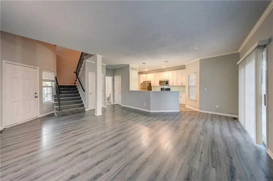 9203 Boehm Drive, Lenexa, KS 66219 - Image #2