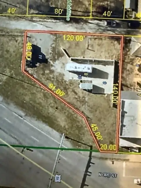 1210 N 3 Street, St Joseph, MO 64501