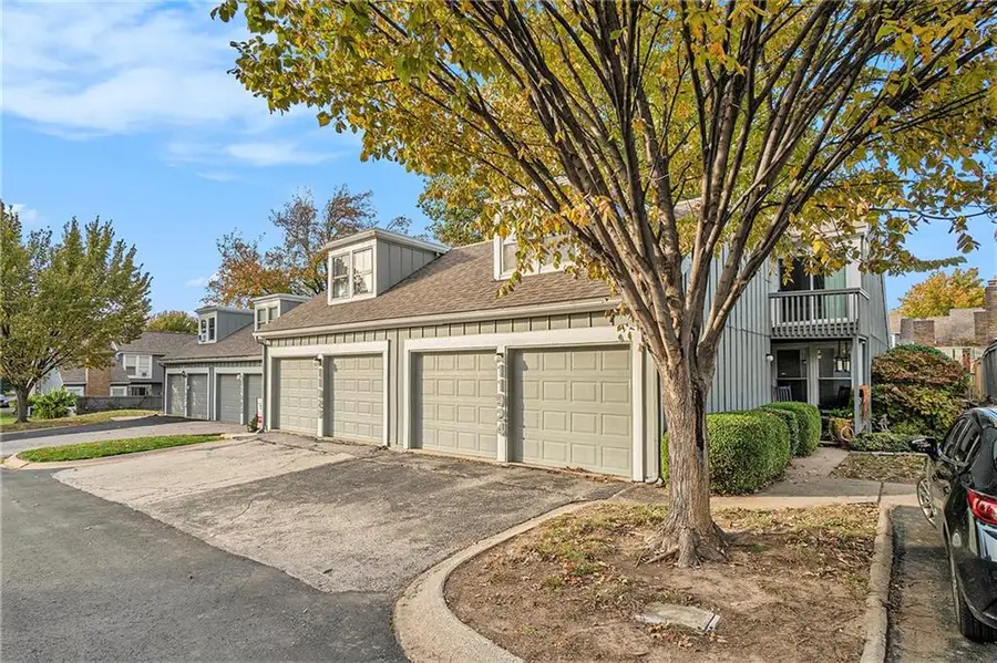 11924 W 82nd Terrace, Lenexa, KS 66215 - Image #2