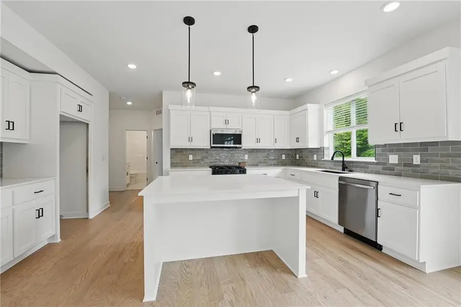 305 SW Amara Drive, Blue Springs, MO 64014 - Image #3