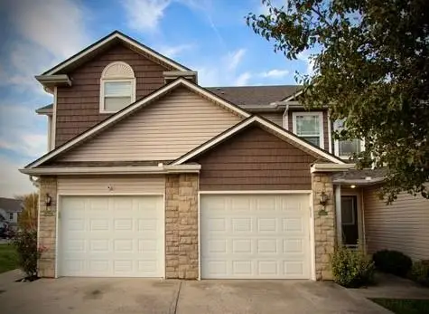 112 W Grant Drive, Raymore, MO 64083 - Image #1