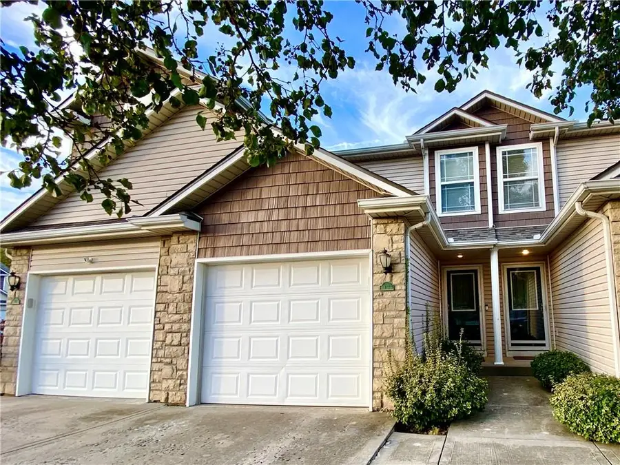 112 W Grant Drive, Raymore, MO 64083 - Image #2