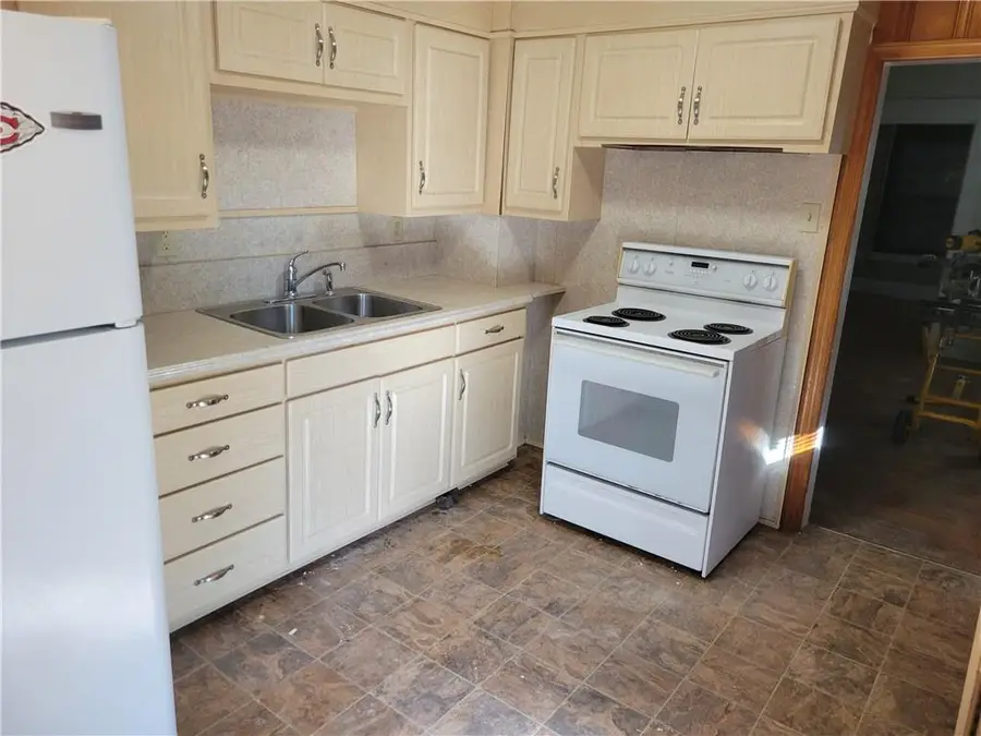 508 S Huttig Avenue, Independence, MO 64053 - Image #2