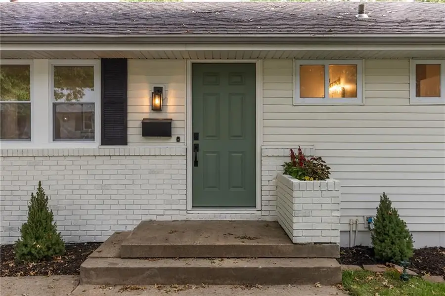 6407 Harvard Avenue, Raytown, MO 64133 - Image #2